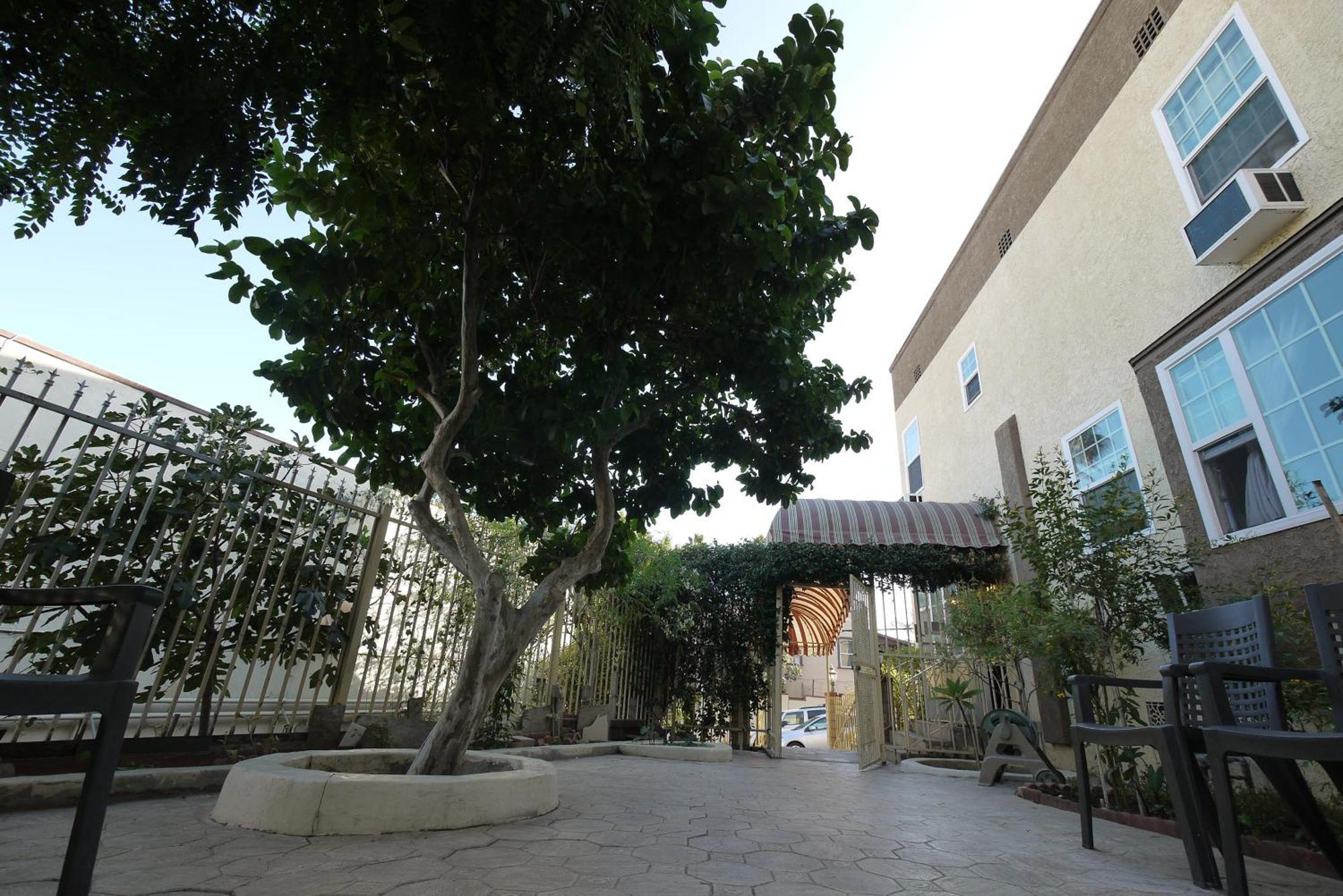 Trylon Hotel - Hollywood Los Angeles Exterior photo